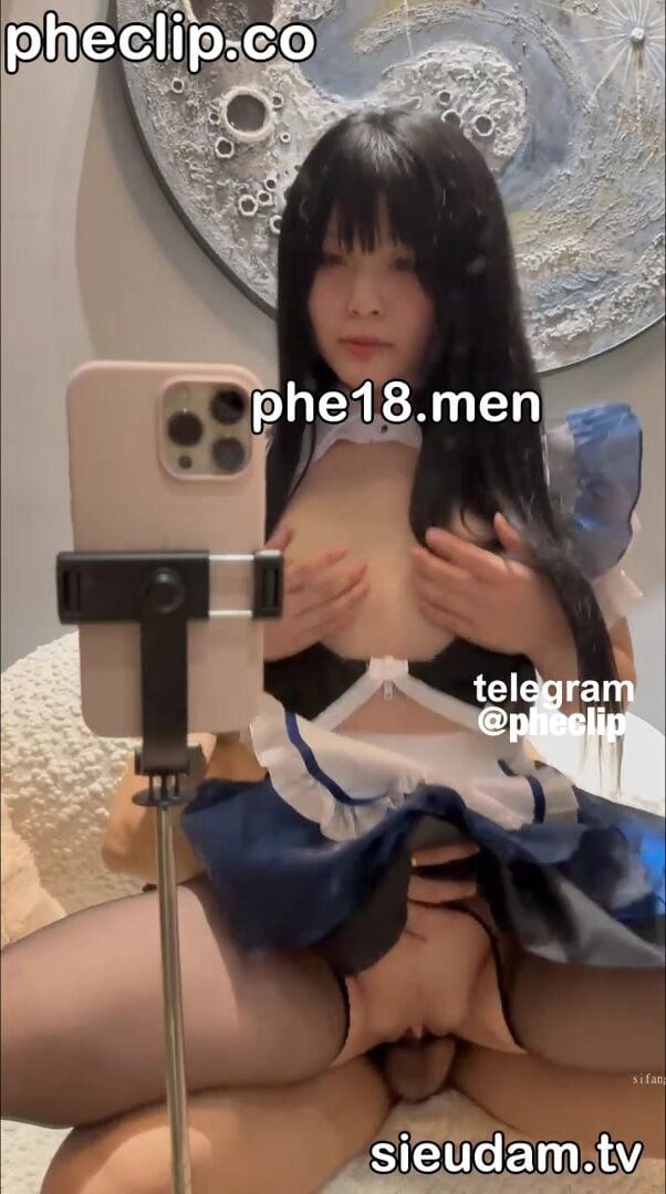 Xem phim Cực Phẩm Gái Xinh Banh Lồn Chịch Nhau Với Bạn Tình Sex